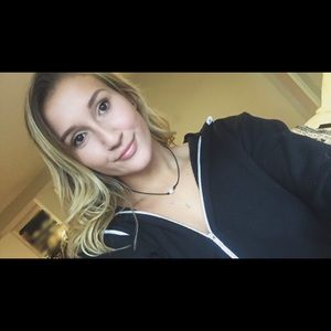 Meet your Posher, Michelle